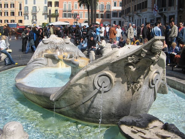 La Baraccia at the base of the Spanish Steps