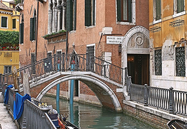 640px-Ponte_del_Diavolo_-_Venezia