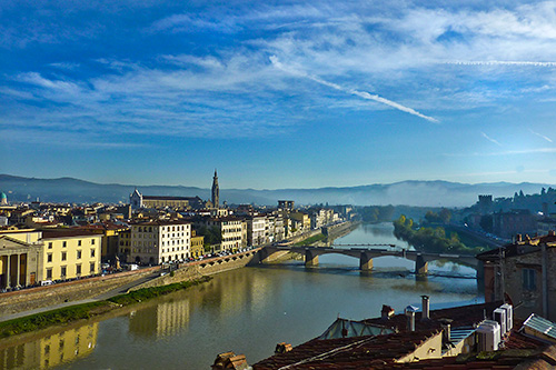 Torella Apartment in Florence with view of Arno River