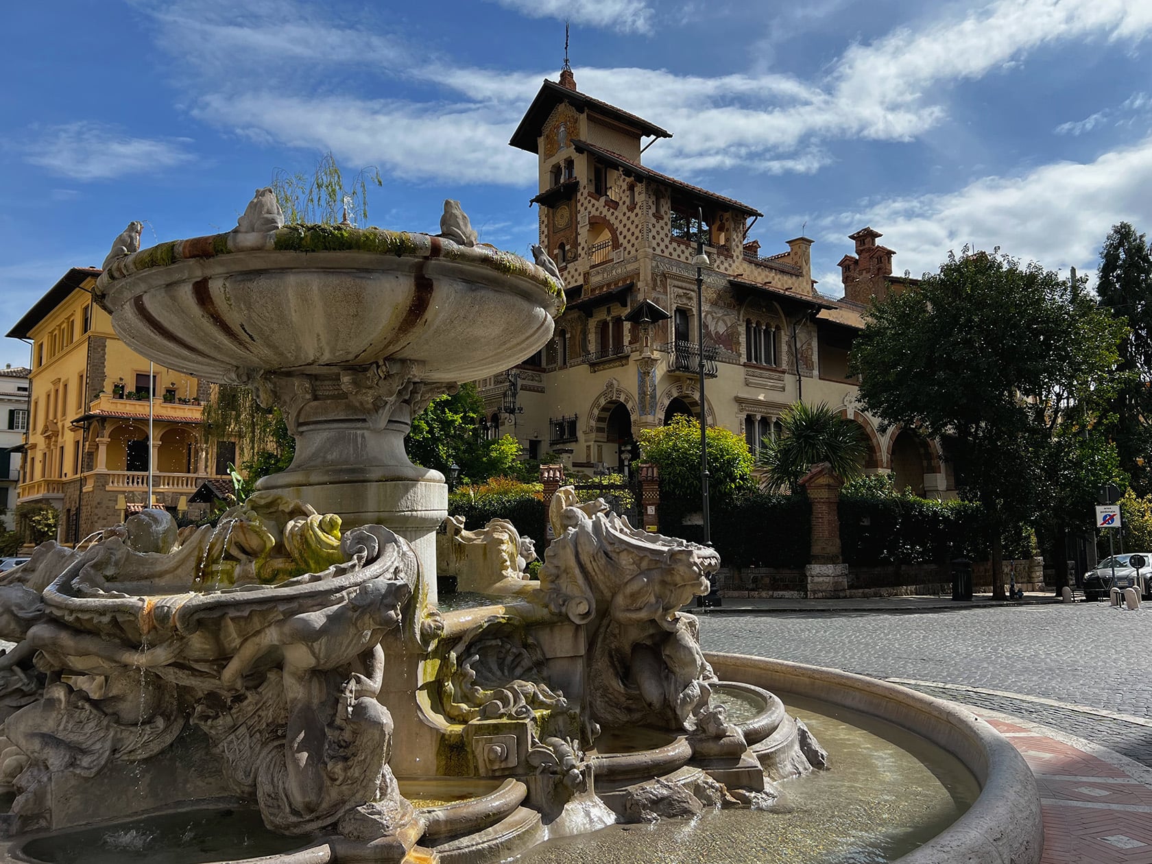 Fontana delle Rane