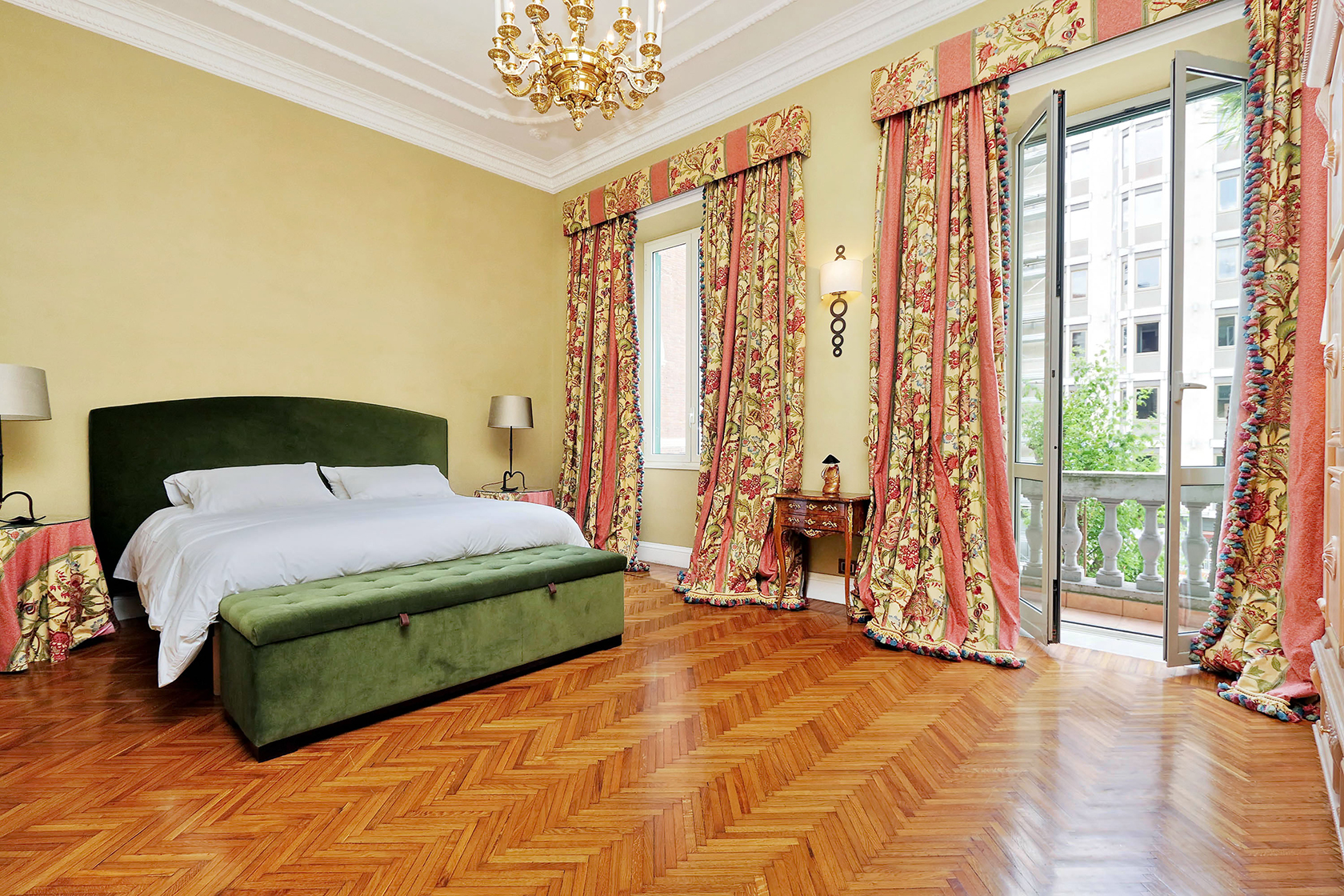 five bedroom rome apartment rental